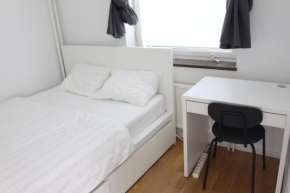 Quiet Room in apartment, Göteborg